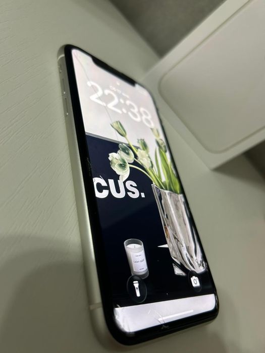 Продам iphone 11 128 гб