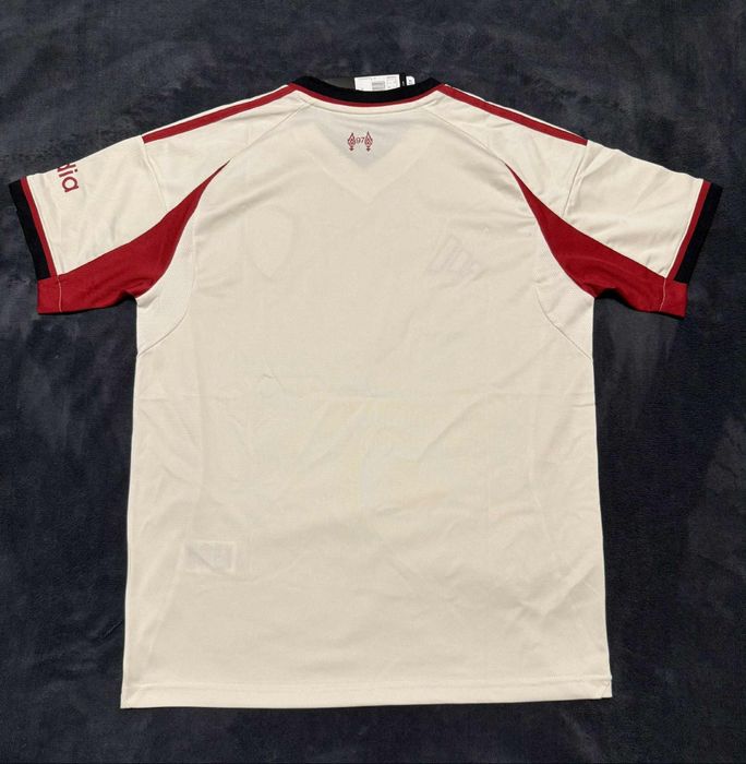 Футболни екипи от сезон 2025/2026