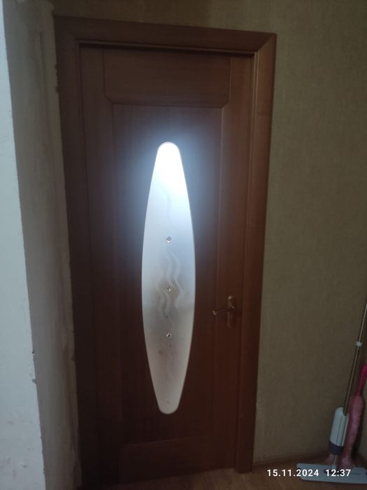 Продам межкомнатные двери