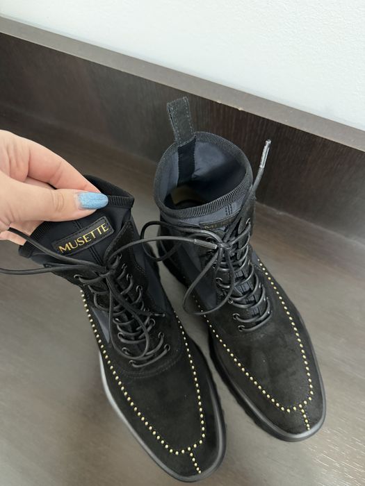 Ghete Musette model nou Lysa