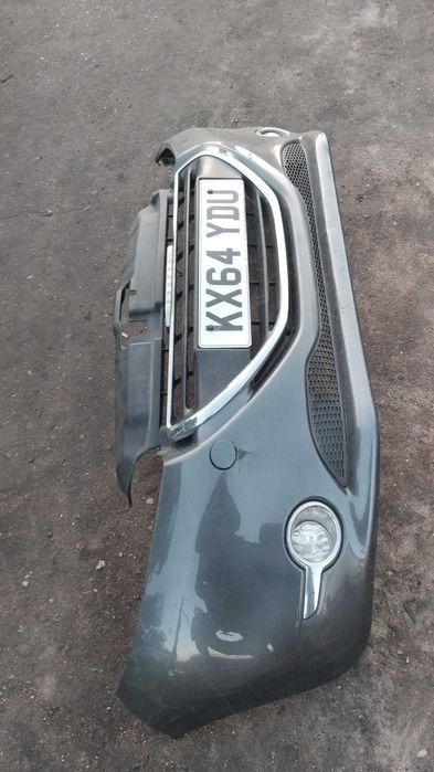 Bara fata Peugeot 208 an 2014