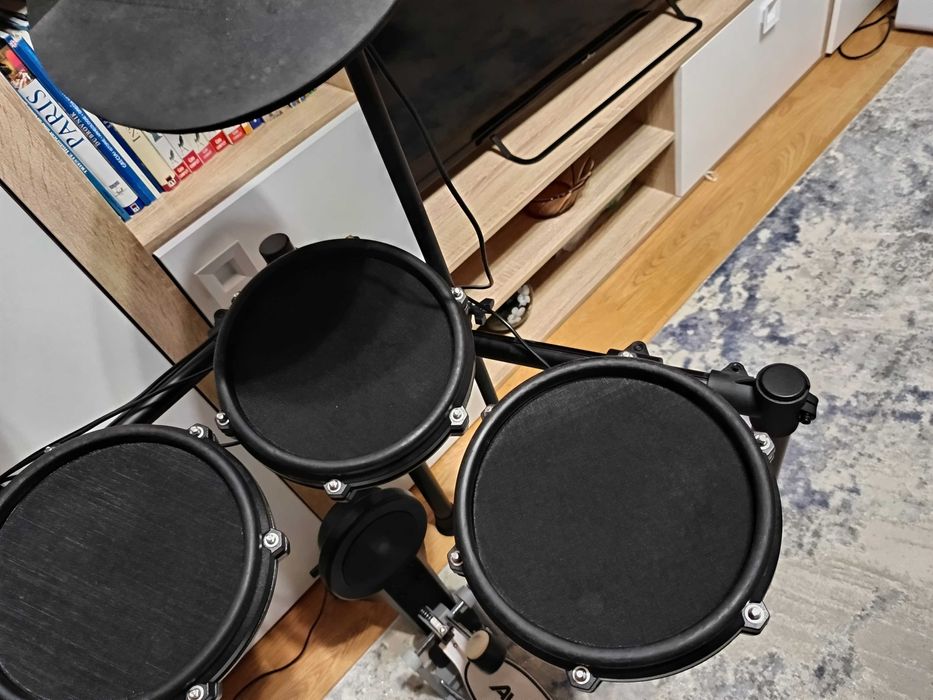 Tobe electronice Alesis Nitro Mesh Kit