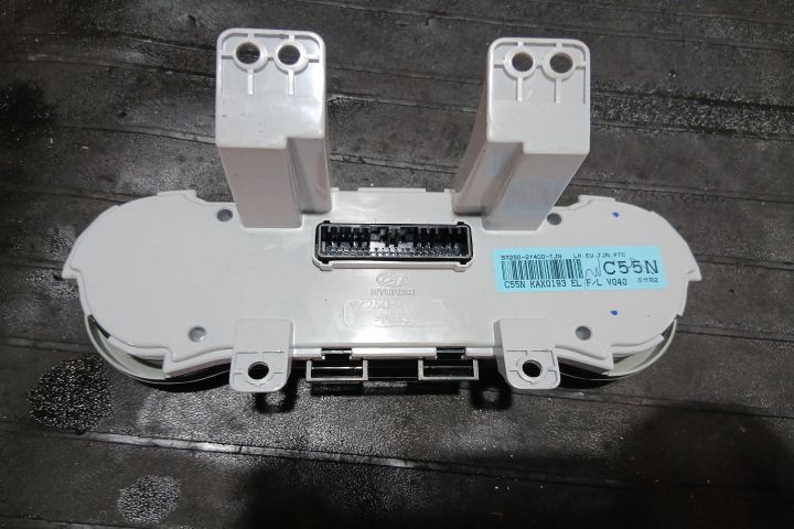 Comanda AC 97250-2Y400 97250-2Y400 Hyundai ix35 prima generatie (face