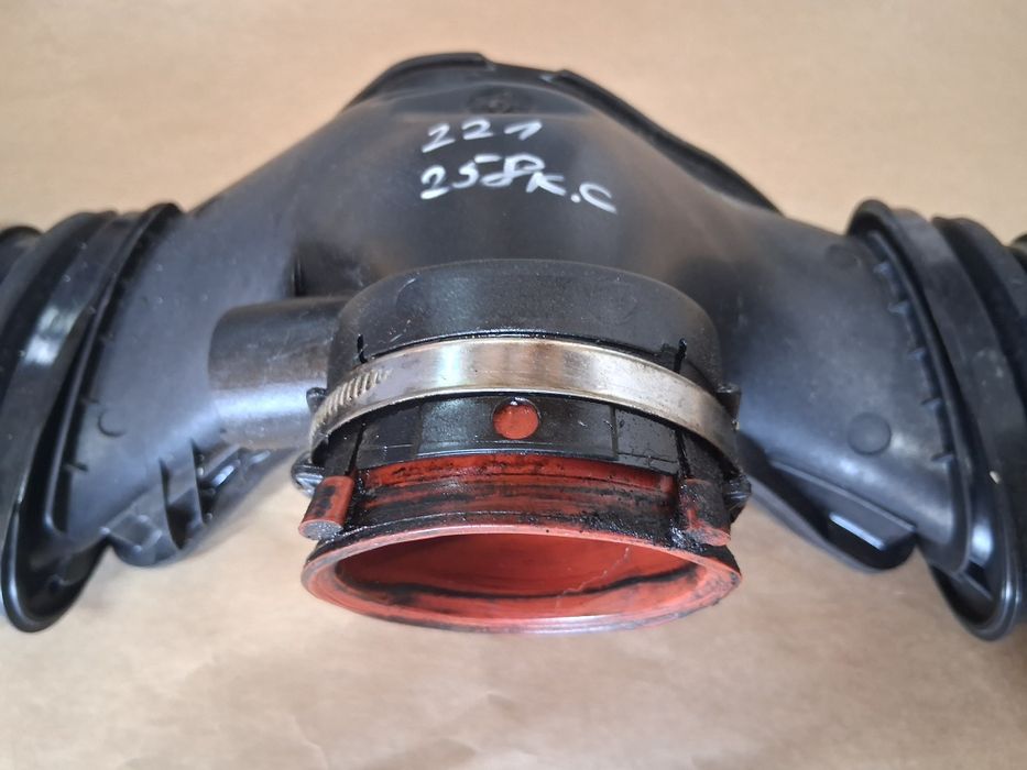 Лястовица,въздуховод,дебитомер мерцедес 3.5 258к.с