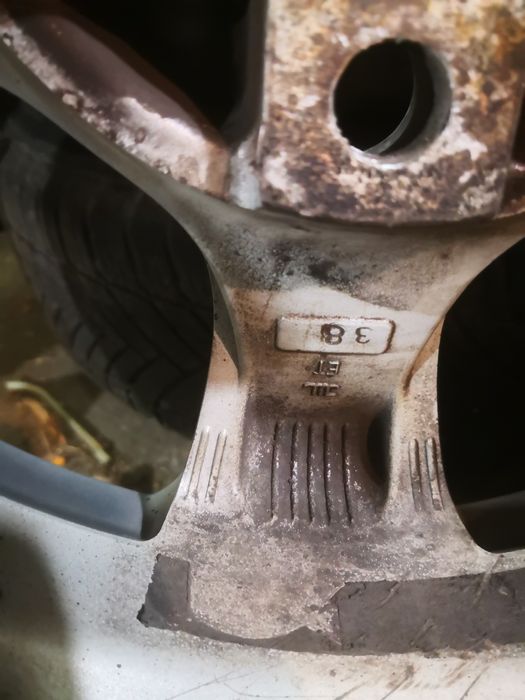 Джанти с гуми 205/70/15 5х114.3