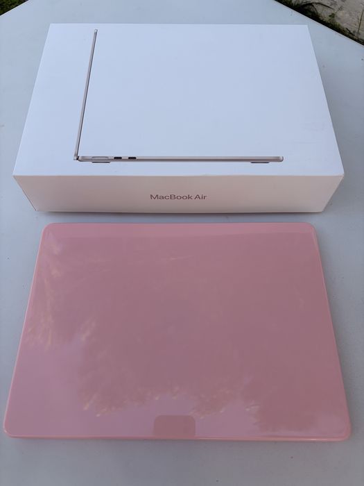 Apple MacBook Air 13″ M3, 8GB/512GB, Starlight, 2024