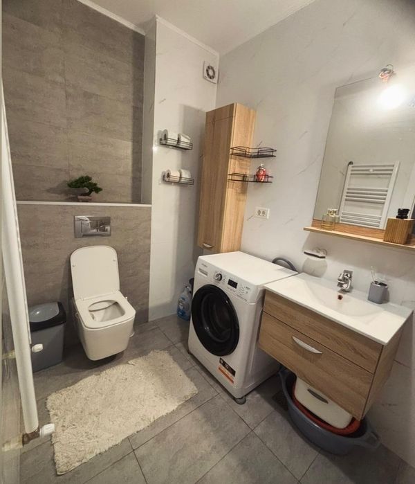 Inchiriez apartament 2 camere ultracentral