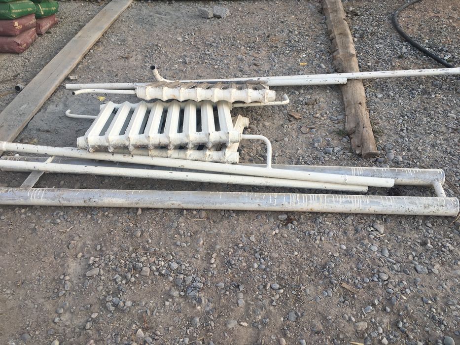 радиаторы чугунные в отличном состоянии