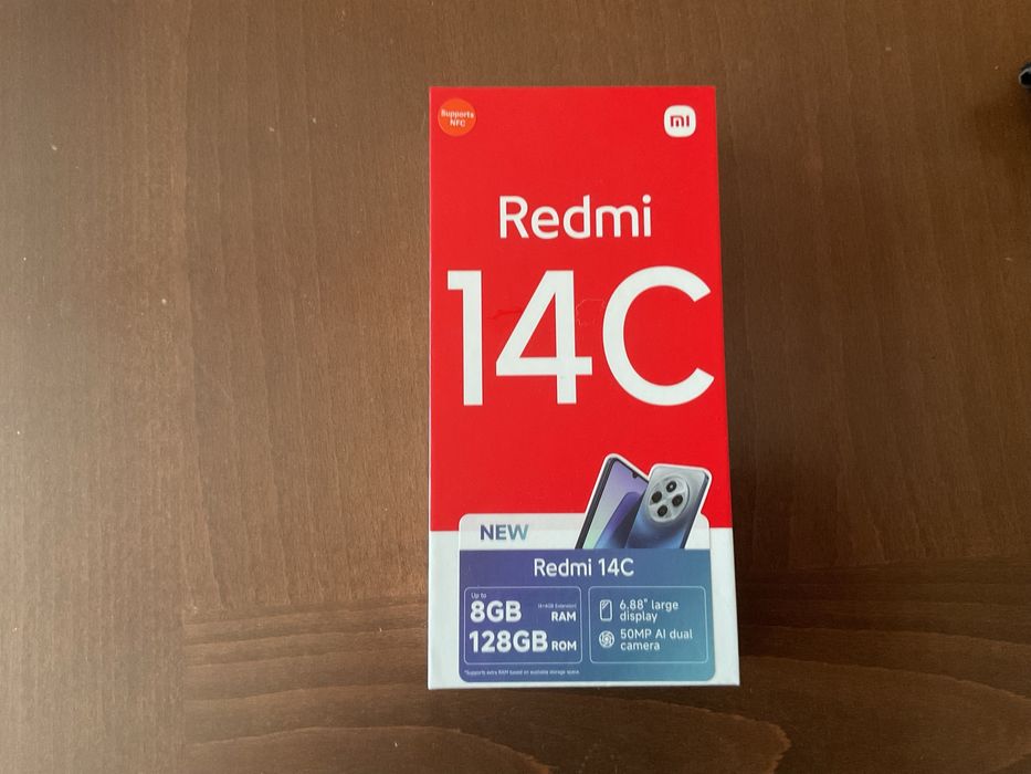 Продавам Xiaomi Redmi 14C 128GB с гаранция