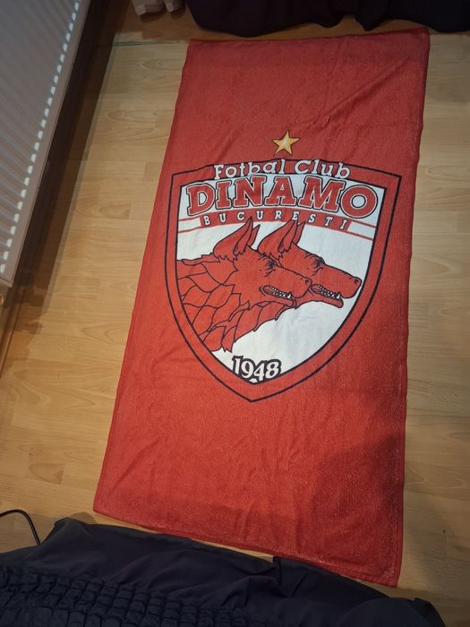 Prosop rosu dinamo