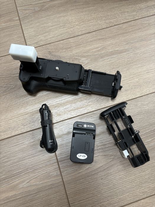 Фотоаппарат Canon 650d