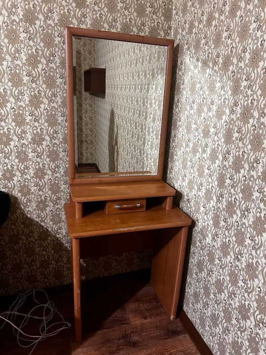 Отдам даром мебель