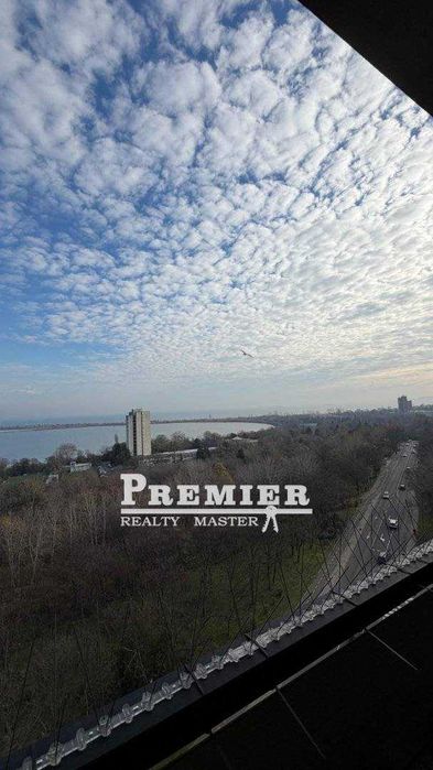 Продава се Двустаен апартамент в Бургас, Лазур - 74 кв.м за 1723 €/кв.м - Снимка #2