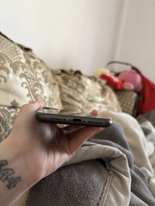 iPhone 11 с коробкой