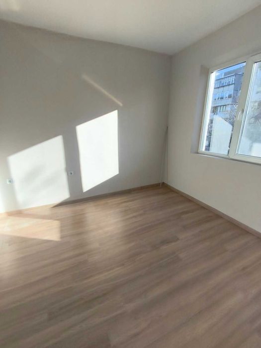 Двустаен южен свободен апартамент Владиславово-Касабова