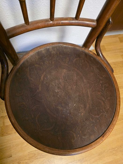 Scaun Thonet Interbelic „Vienna-Pâncota” – Piesă Originală cu Etichetă