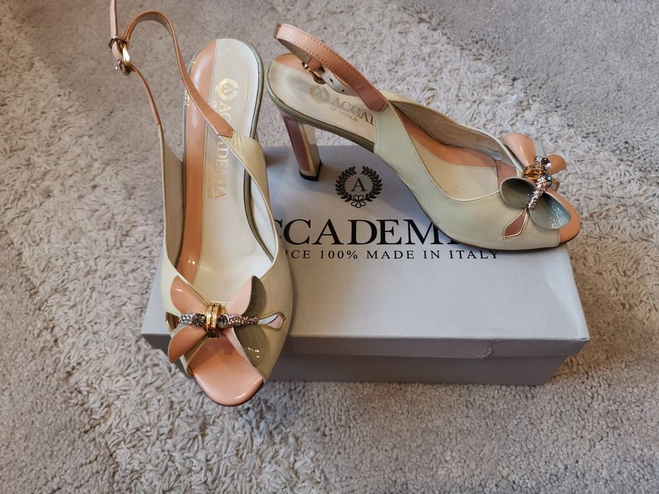 Босоножки итальянские