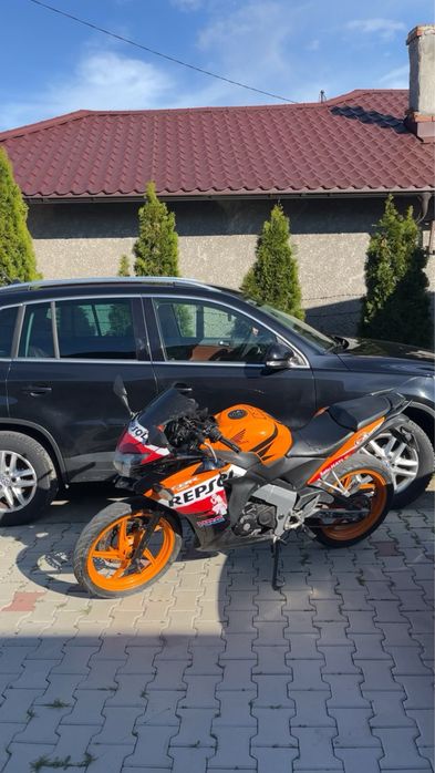 Honda cbr 125(nu Yamaha,Ktm,Kawasaki)