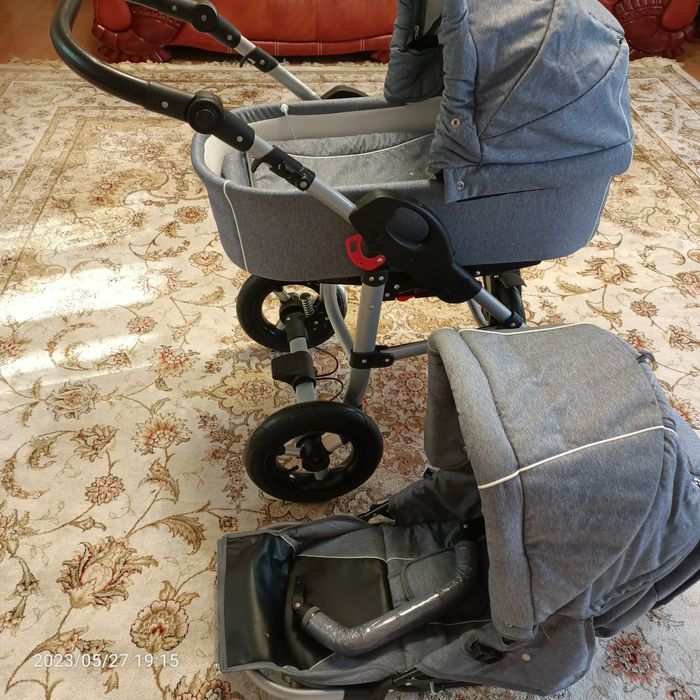 Продам коляску в отличном состоянии