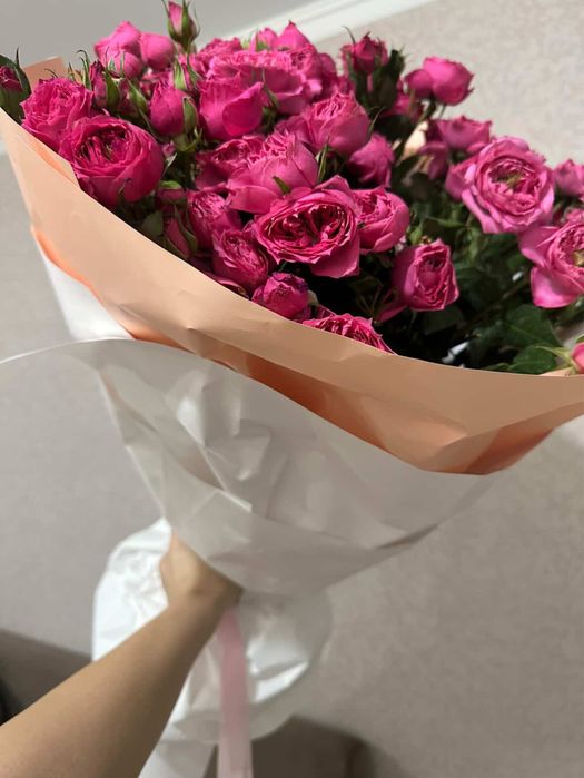 Цветы сегодня утром подарили