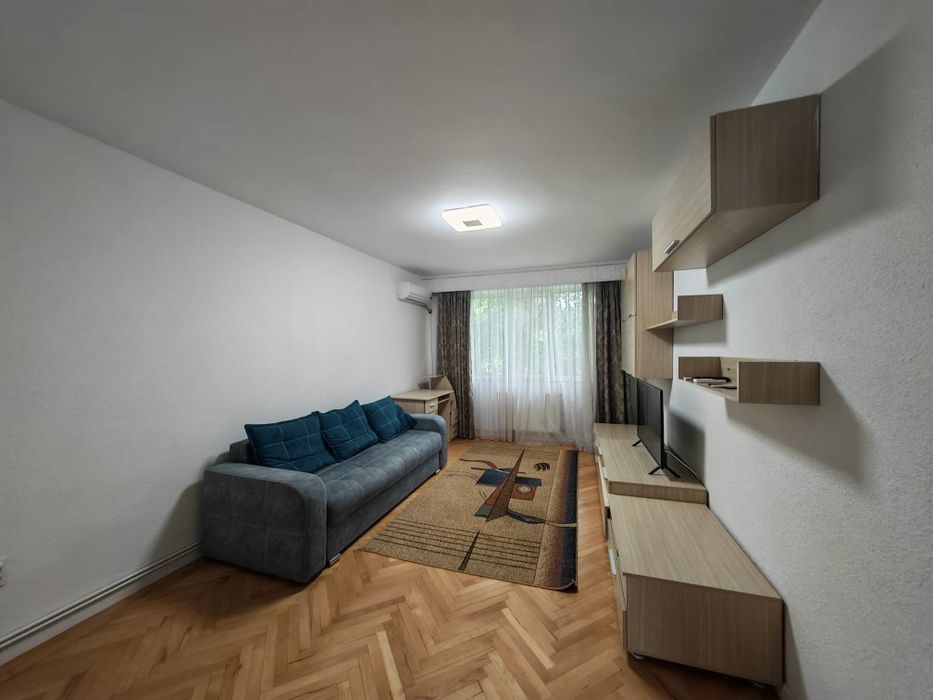 Apartament 2 camere de închiriat