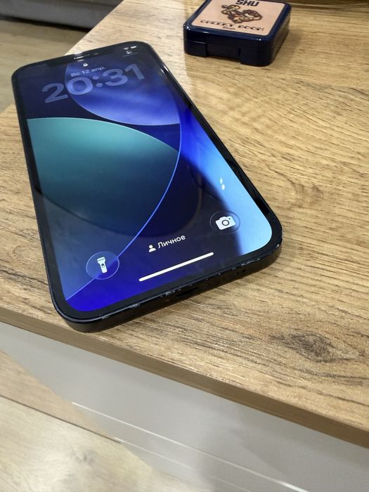 Продам Iphone 12, черный на 128GB