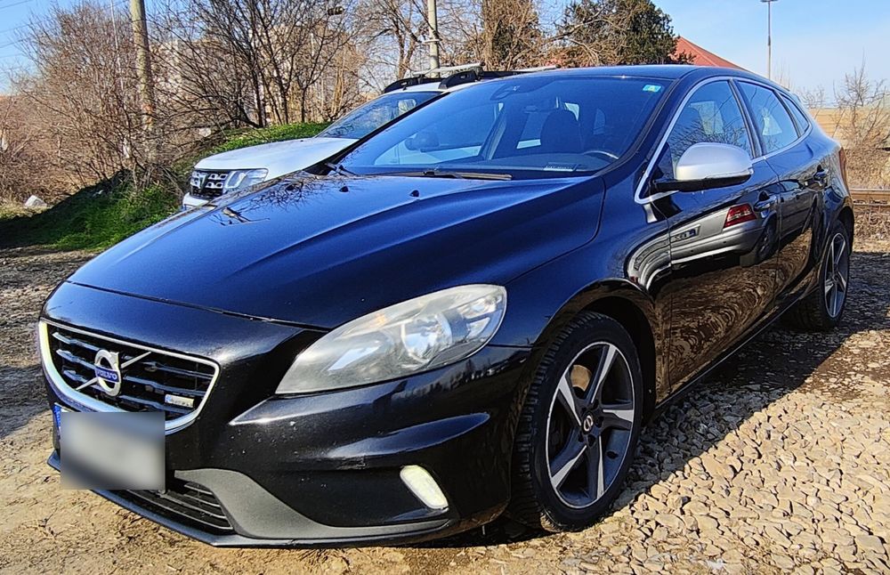 Volvo V40, D4, 190 CP, cutie automată