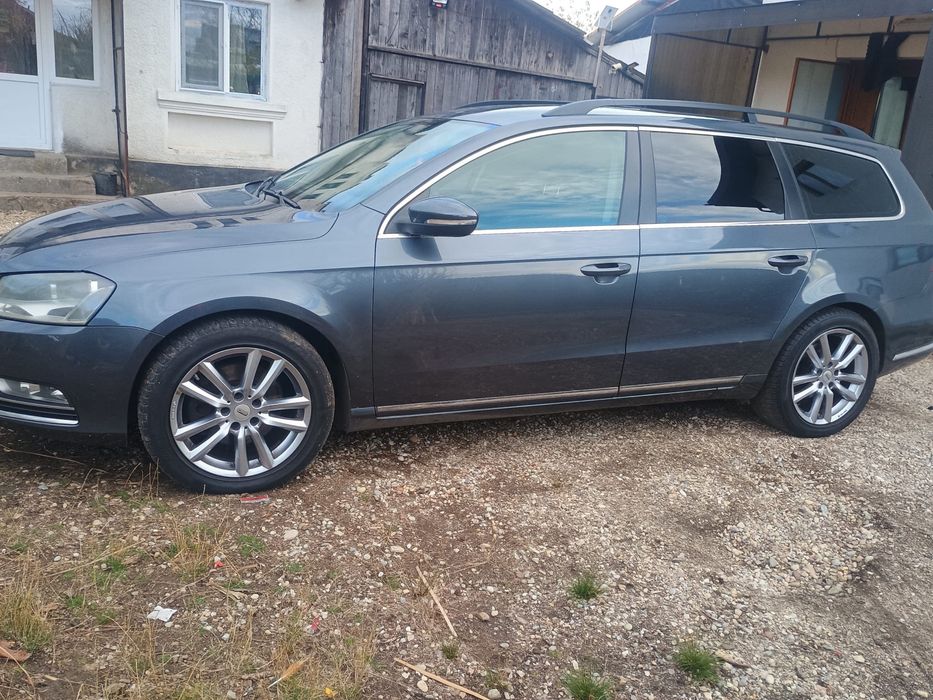 Vând VW Passat 2.0 TDI 140 CP, 2011, Euro 5, Highline, Full Option