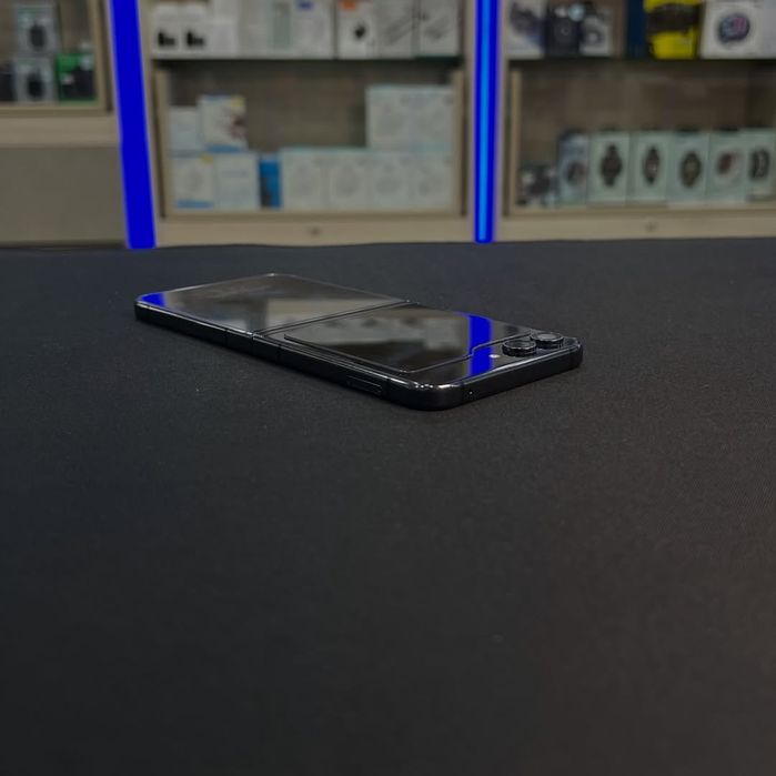 Samsung Z Flip 5 512/256Gb