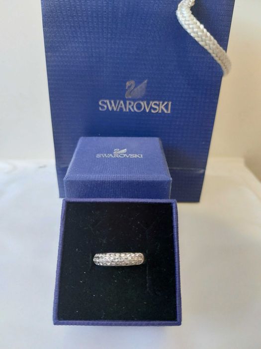 Inel cu strasuri Swarovski stil verigheta si punga si cutie cadou