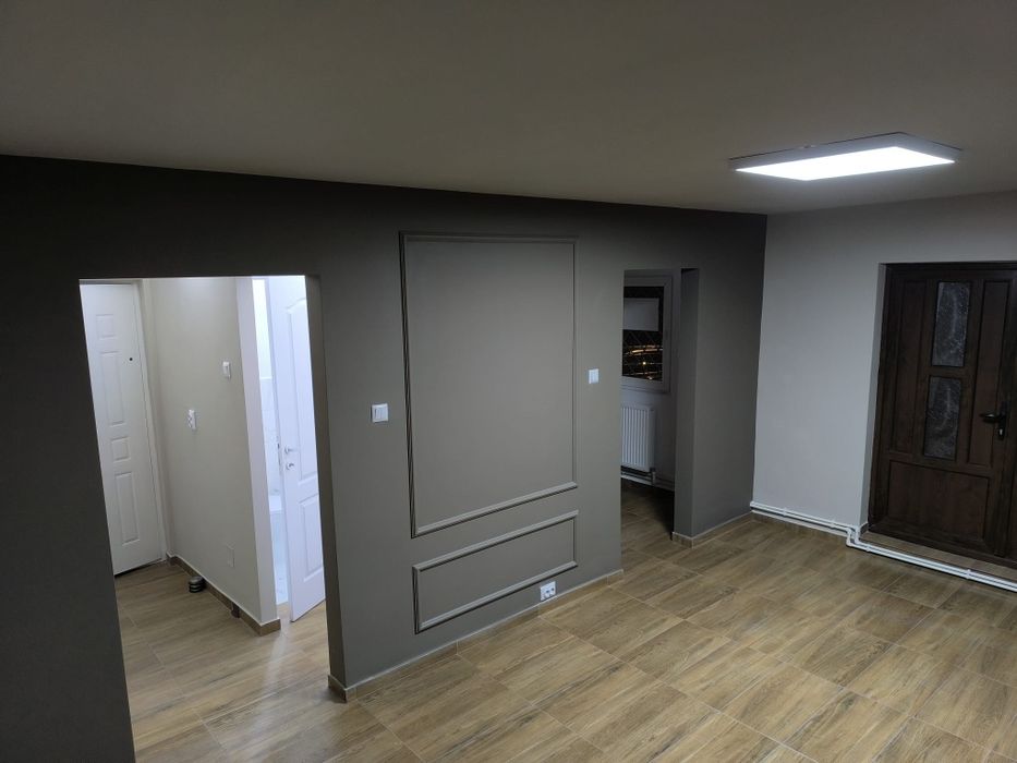 Închiriez garsoniera    spațiu  comercial,  Unirii Zona Piața Centrala