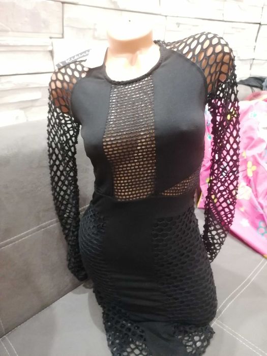 Страхотни празнични   боди и рокли!