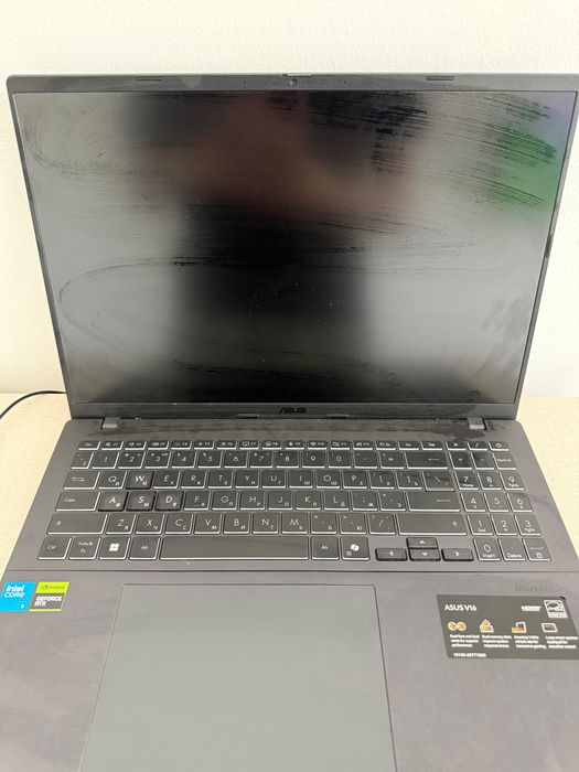 Asus vivobook v16