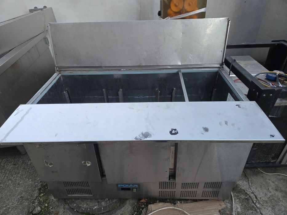 Masa rece frigorifica, 3 usi, blat inox