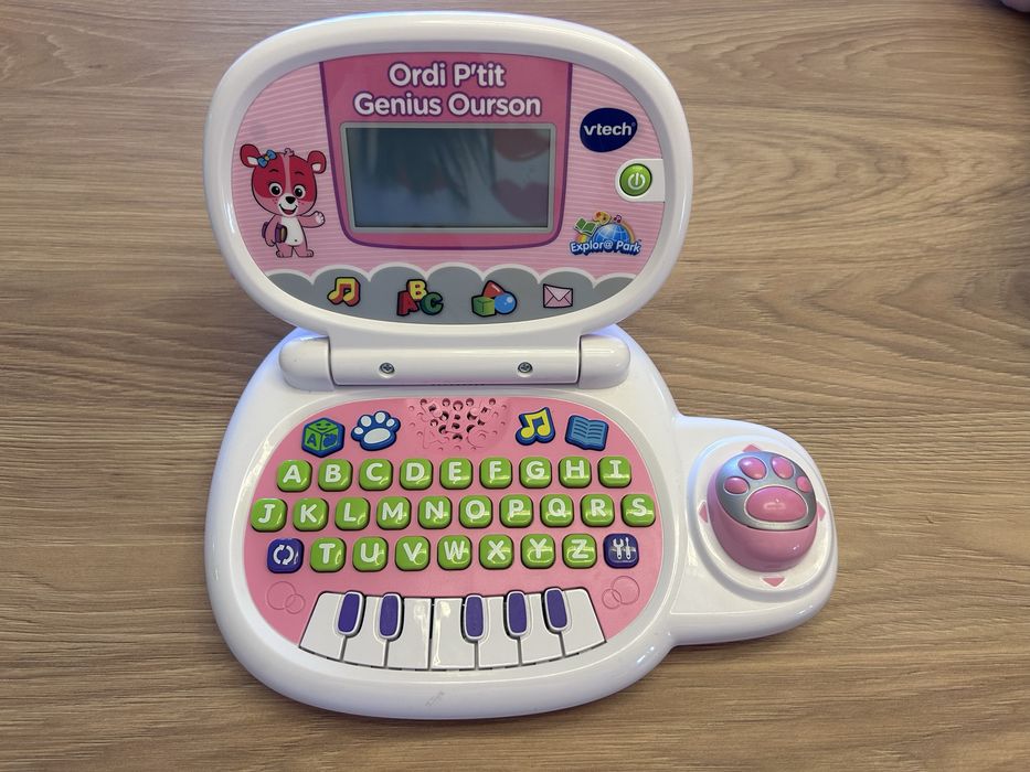 Colectie mini carti, baby Disney + laptop Vtech roz