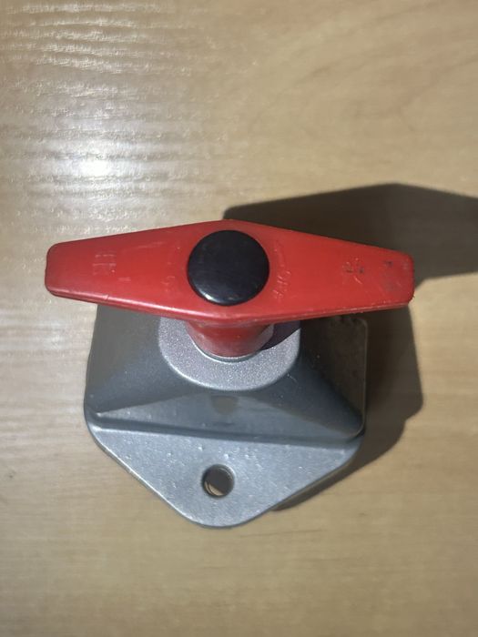 Усиленный выключатель массы