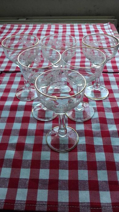 Сервиз чашки за аперитив или диджестив