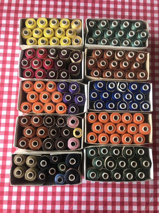 Конци копринени за машинна бродерия