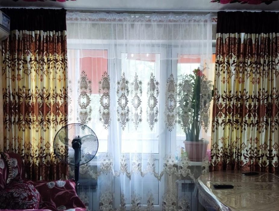 Люстра! Срочно! Ковёр!