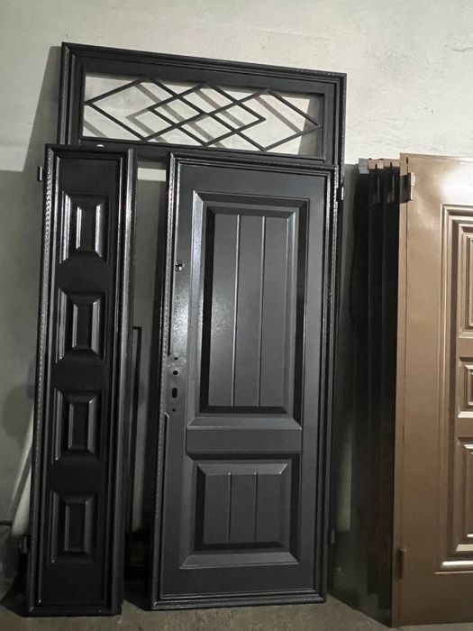 Temir eshik,желеный дверь