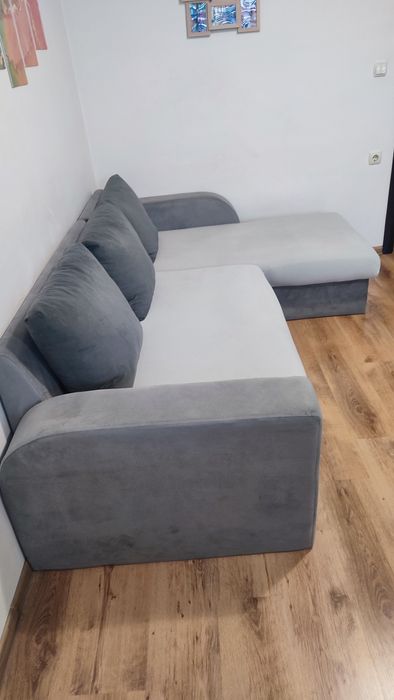 Разтегателен диван