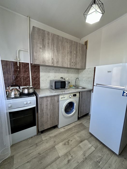 Сдается 1 комн квартира посуточно