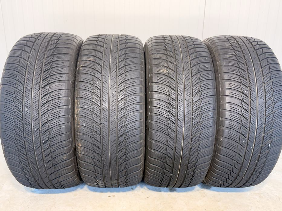 225/50/17 зимни гуми BRIDGESTONE BLIZZAK LM001