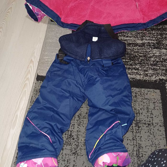 Vand compleu/ costum geaca  + pantaloni fetita