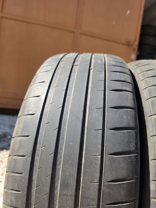 4 бр. летни гуми 225/45/19 Michelin PS4 DOT 1819 4-4,5