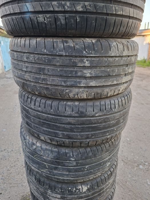 Продам шины 235/50/18 гудиер