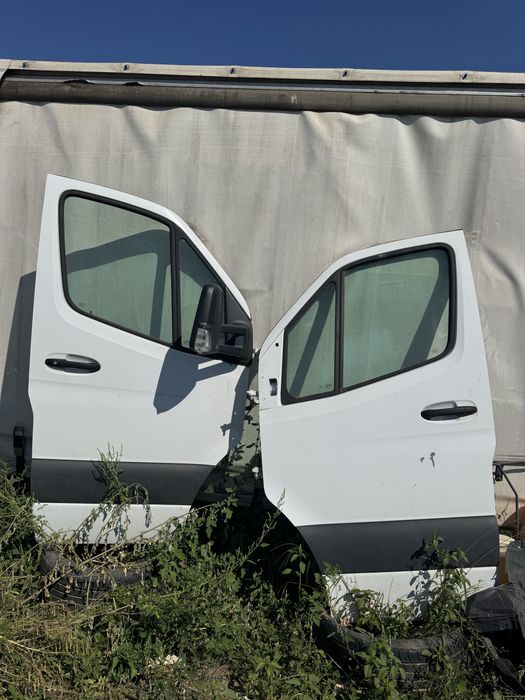 Portiere fata mercedes sprinter 907