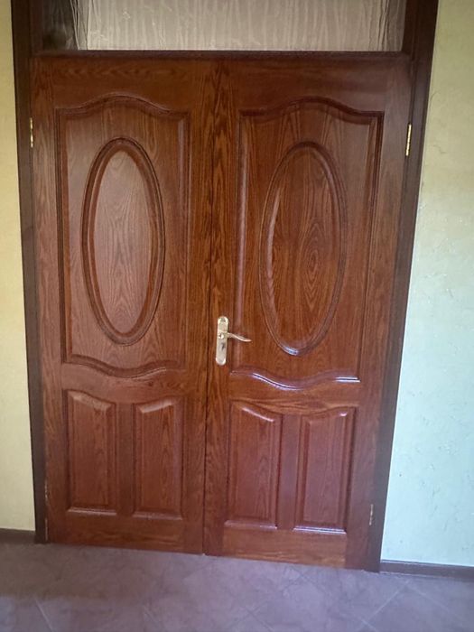 Продам двери разнообразные