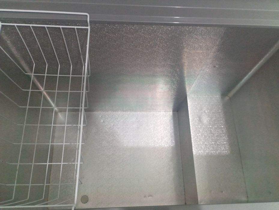 Продам срочно морозильную камеру.