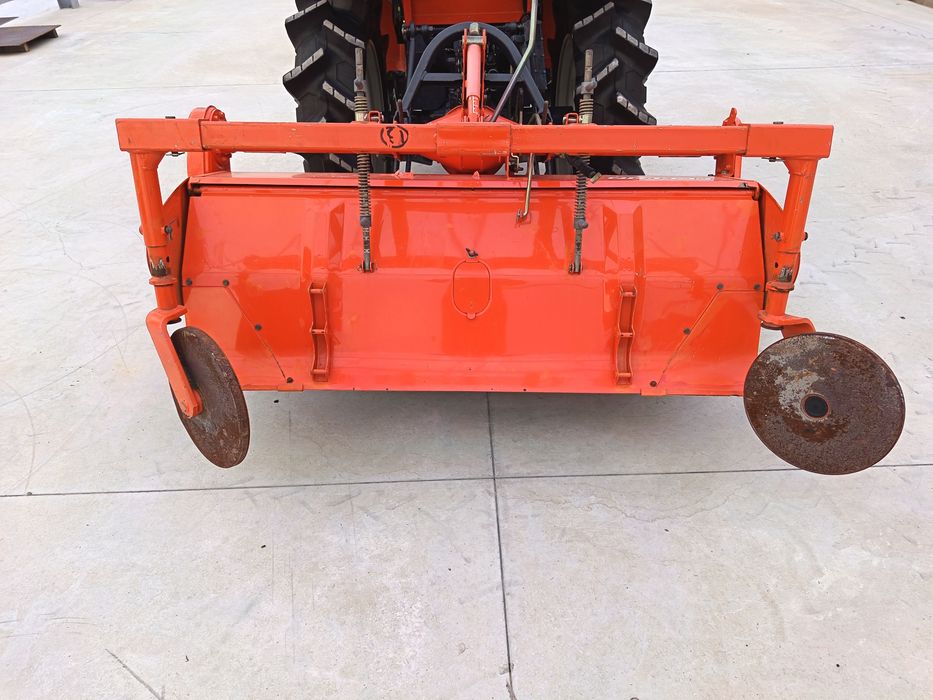 Tractor japonez Kubota